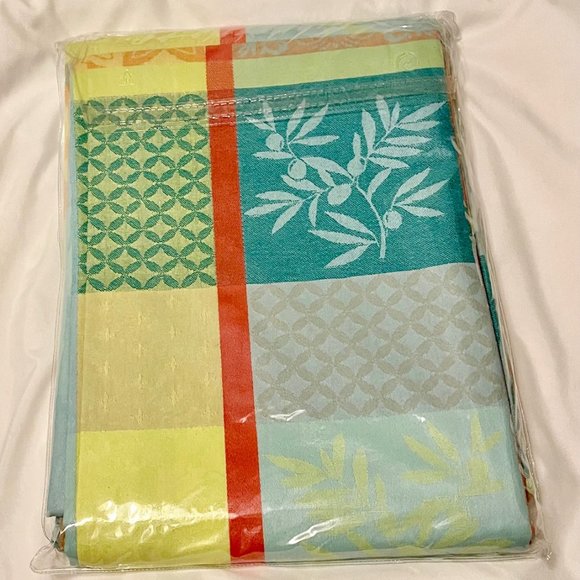 Jacquard Woven Pastel Multi Color Rectangular Cotton French Tablecloth - Picture 6 of 10